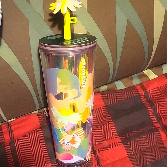Starbucks Other - Starbucks 2024 24oz Daisy Tumbler